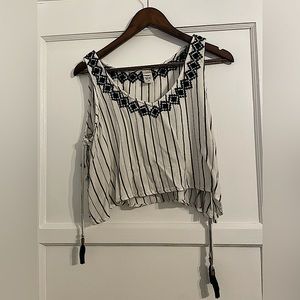 Embroidered crop top